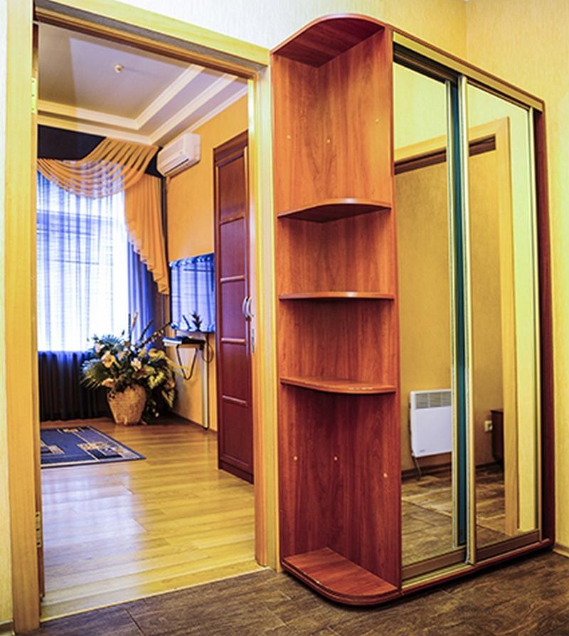 Bilyj Rojal Hotel Zaporizhia ภายนอก รูปภาพ