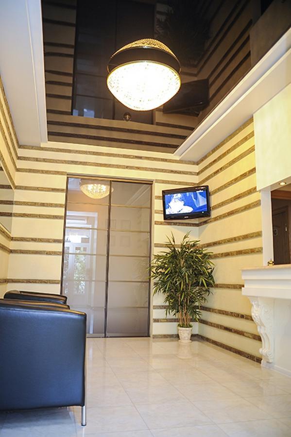 Bilyj Rojal Hotel Zaporizhia ภายนอก รูปภาพ