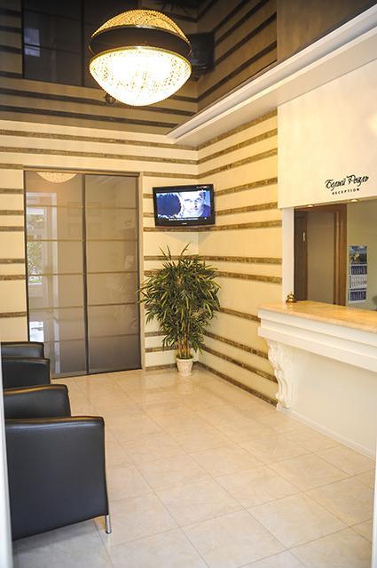 Bilyj Rojal Hotel Zaporizhia ภายนอก รูปภาพ