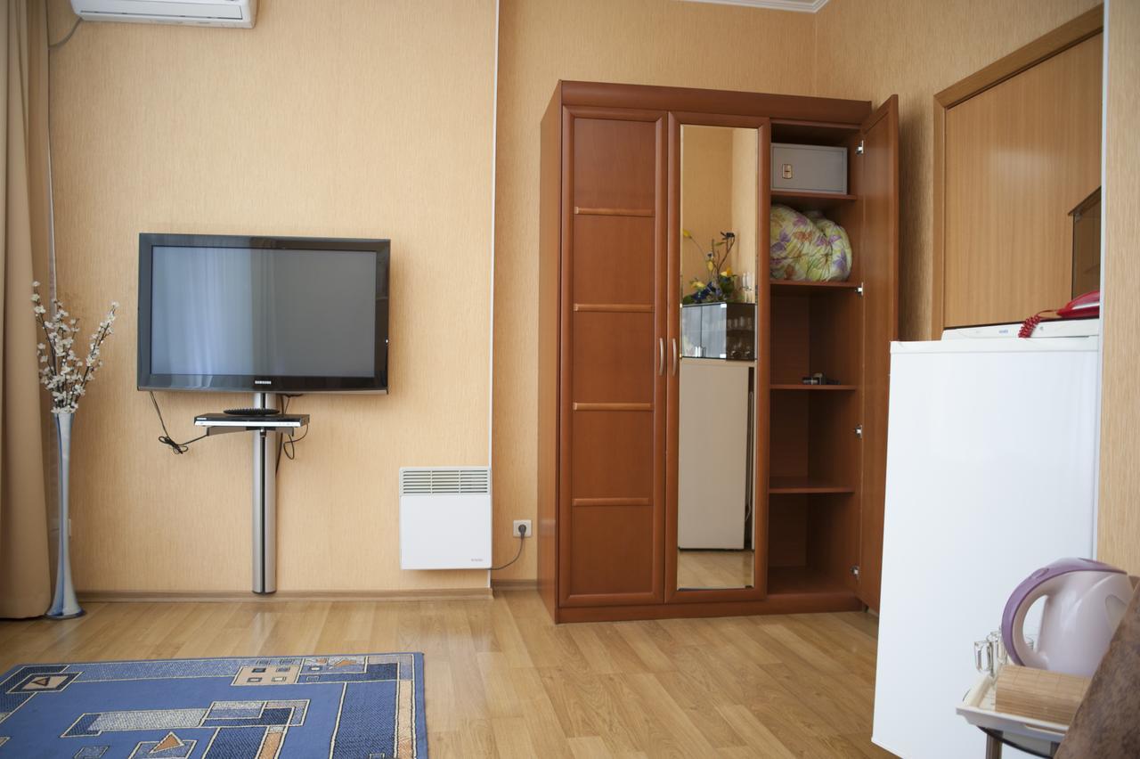 Bilyj Rojal Hotel Zaporizhia ภายนอก รูปภาพ