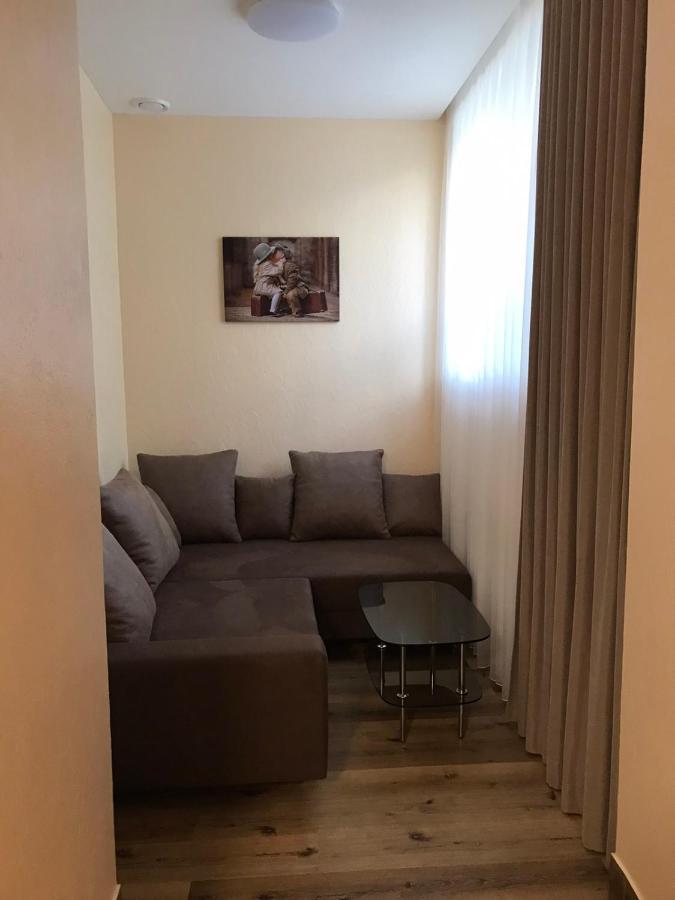 Bilyj Rojal Hotel Zaporizhia ภายนอก รูปภาพ